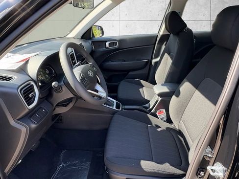 New 2026 Hyundai Venue SE image 6