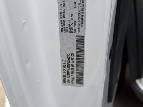 Used 2023 RAM ProMaster 3500 w/ Driver Convenience Group FWD image 5