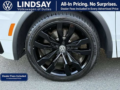 Used 2020 Volkswagen Tiguan SE R-Line w/ 3rd Row Seat Package AWD/4WD image 8
