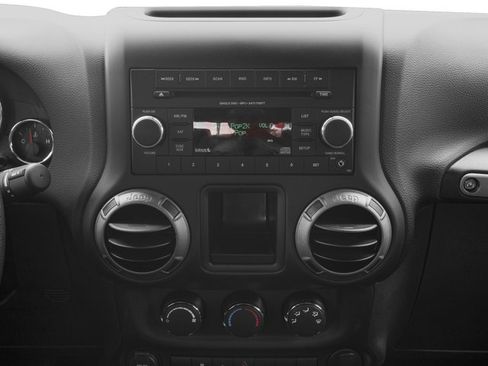 Used 2016 Jeep Wrangler Sport w/ Quick Order Package 23S AWD/4WD image 13