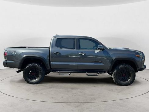 Used 2023 Toyota Tacoma TRD Pro AWD/4WD image 4