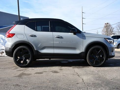 New 2026 Volvo XC40 B5 Ultra w/ Protection Package Premier image 8