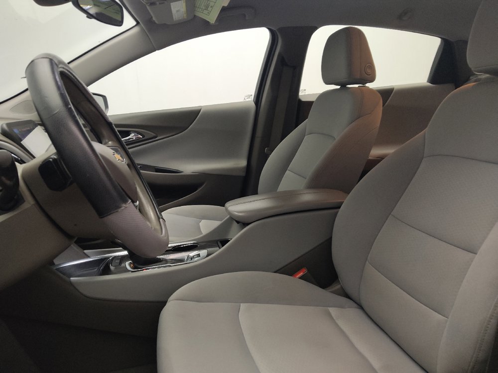 Used 2022 Chevrolet Malibu LT FWD image 17