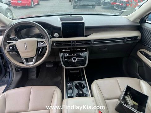 Used 2022 Lincoln Corsair Reserve w/ Rear Removable Package Tray image 7