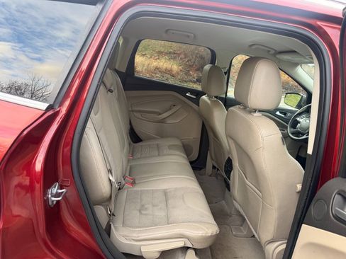 Used 2015 Ford Escape SE w/ SE Chrome Package AWD/4WD image 12
