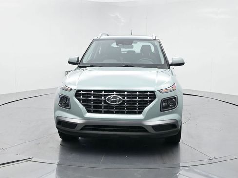 Used 2025 Hyundai Venue SEL FWD image 20