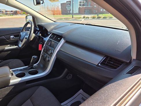 Used 2011 Ford Edge SEL w/ Trailer Tow Package FWD image 32
