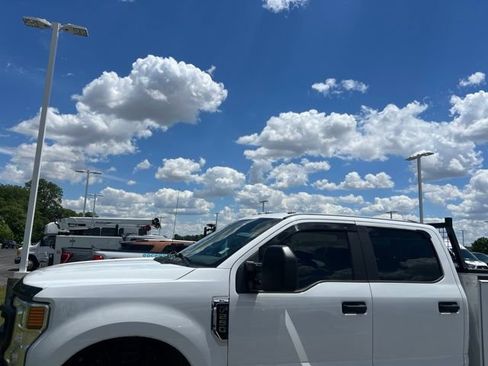 Used 2021 Ford F250 XL w/ Power Equipment Group AWD/4WD image 1