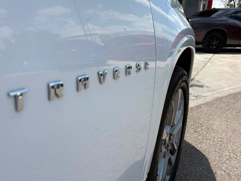 Used 2018 Chevrolet Traverse Premier w/ LPO, Floor Liner Package FWD image 9