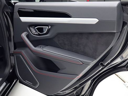 Used 2024 Lamborghini Urus S image 53