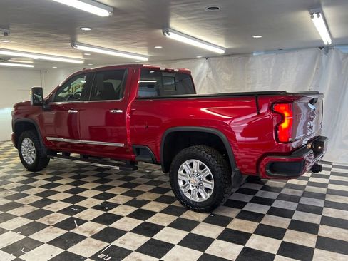 Used 2024 Chevrolet Silverado 2500 High Country w/ Technology Package AWD/4WD image 16