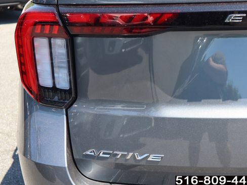 Used 2026 Ford Explorer Active w/ Active Comfort Package AWD/4WD image 29