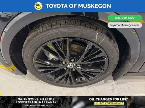 New 2026 Toyota Prius AWD image 9