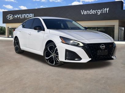 Used 2023 Nissan Altima 2.5 SR