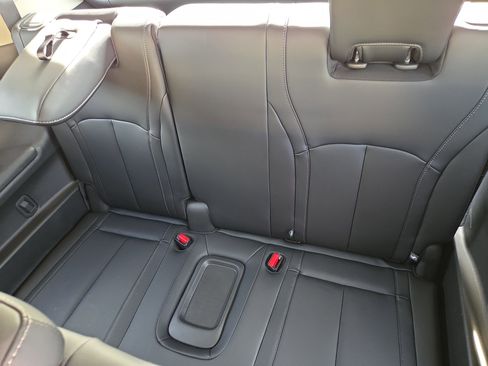 Used 2026 INFINITI QX60 Luxe w/ Cargo Package image 10