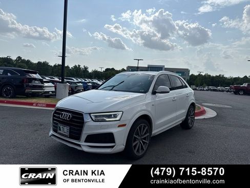 Used 2018 Audi Q3 2.0T Premium Plus w/ Premium Plus Package AWD/4WD image 7