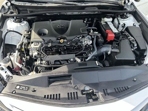 Used 2024 Toyota Camry SE image 26