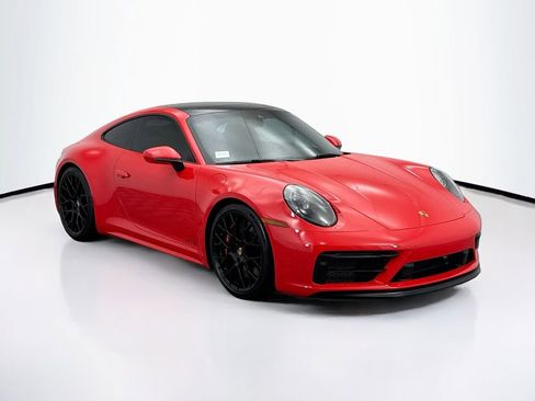 Used 2024 Porsche 911 Carrera S RWD image 3