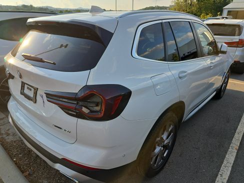 Used 2024 BMW X3 xDrive30i w/ Convenience Package w/ZPA AWD/4WD image 2