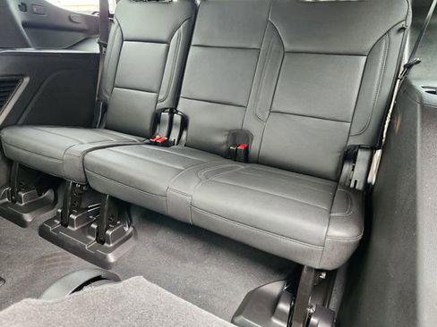 Used 2026 Chevrolet Tahoe LT w/ Comfort Package RWD image 31