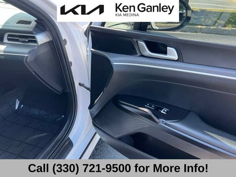 Used 2023 Kia K5 GT-Line AWD/4WD image 59