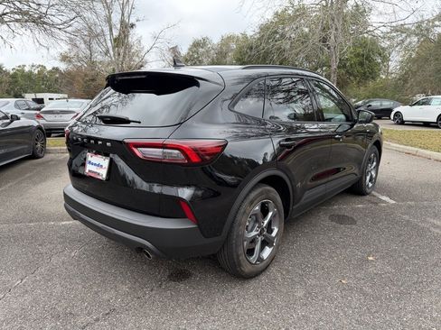 Used 2025 Ford Escape ST-Line image 6