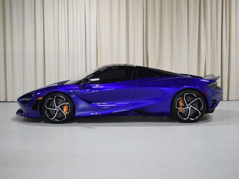 Used 2024 McLaren 750S Spider RWD image 6