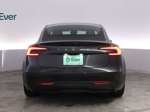 Used 2025 Tesla Model 3 Long Range RWD image 15