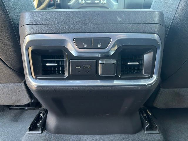 Used 2021 GMC Sierra 1500 AT4 w/ AT4 Premium Package AWD/4WD image 8