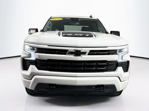 Used 2024 Chevrolet Silverado 1500 RST AWD/4WD image 2