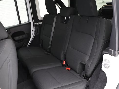 Used 2023 Jeep Wrangler Unlimited Sport AWD/4WD image 11
