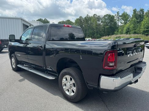 Used 2026 RAM 2500 Big Horn AWD/4WD image 7