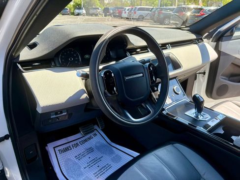 Used 2020 Land Rover Range Rover Evoque R-Dynamic S AWD/4WD image 16