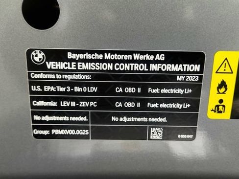 Used 2023 BMW i4 eDrive35 RWD image 74