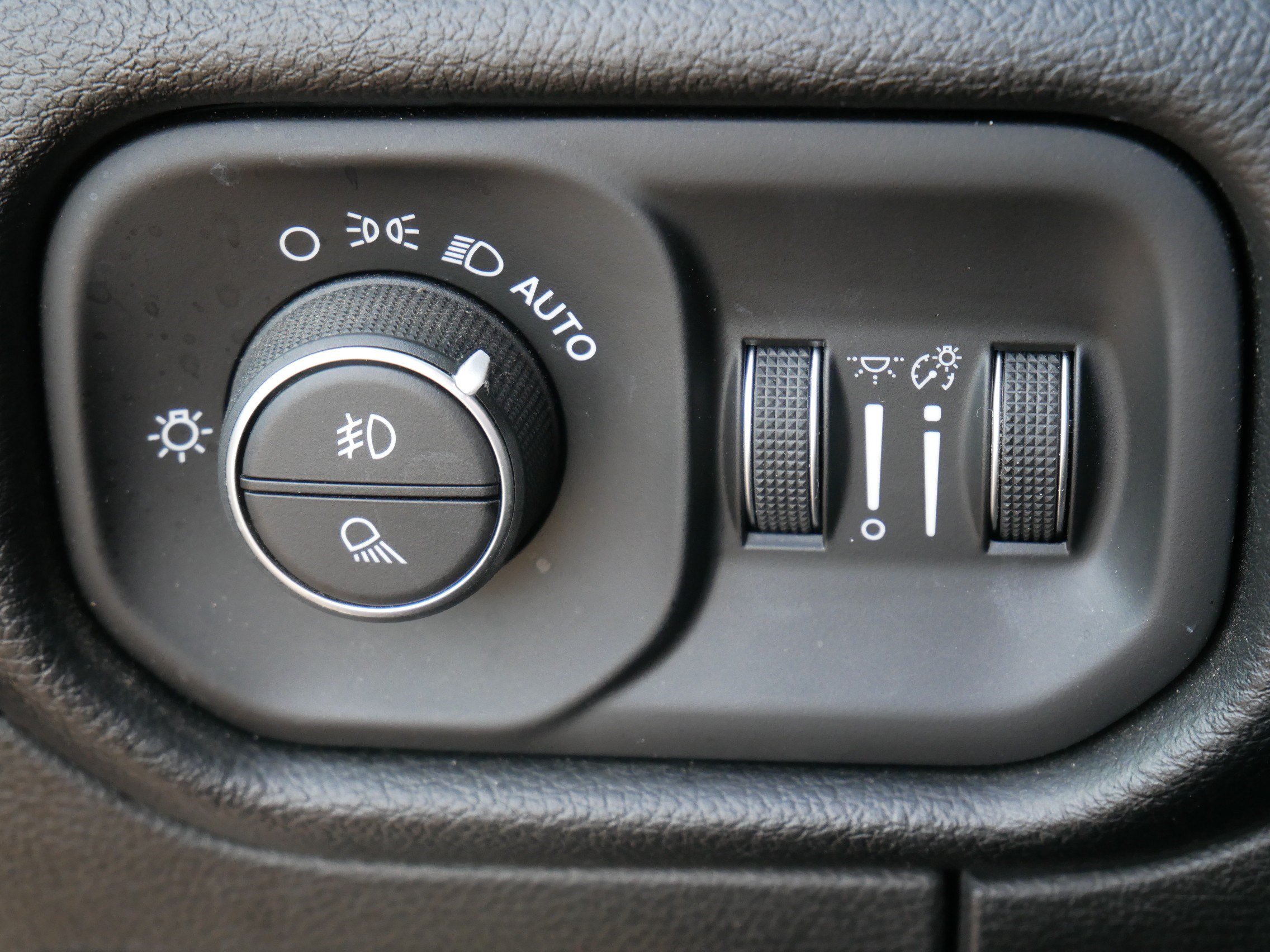 Used 2019 RAM 1500 Big Horn AWD/4WD image 26