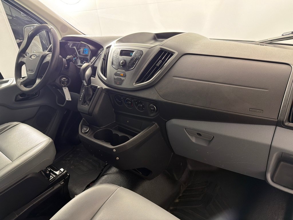 Used 2018 Ford Transit 250 148 Medium Roof RWD image 19
