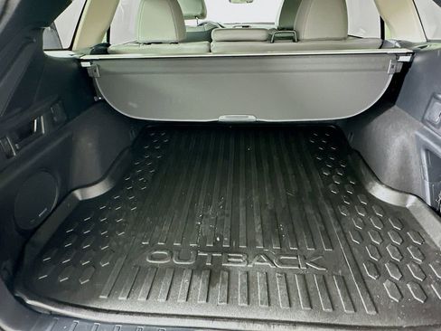 Certified 2025 Subaru Outback Limited AWD/4WD image 35