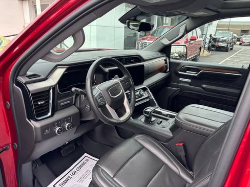 Used 2024 GMC Sierra 1500 Denali w/ Denali Reserve Package AWD/4WD image 14