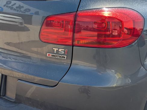 Used 2017 Volkswagen Tiguan S AWD/4WD image 5