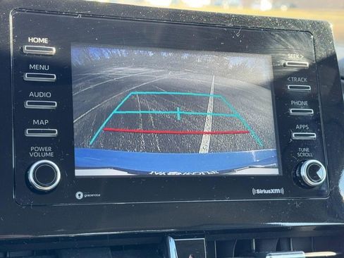 Used 2023 Toyota Camry SE image 21