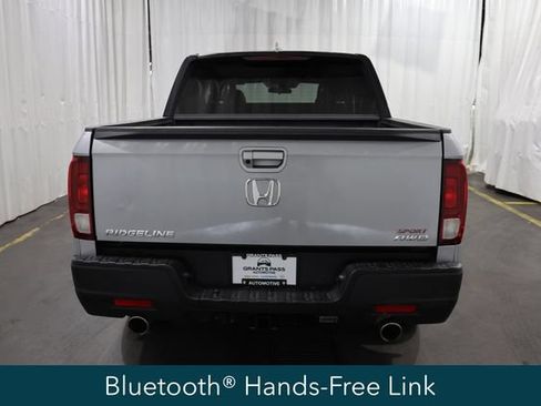 Used 2023 Honda Ridgeline Sport image 4