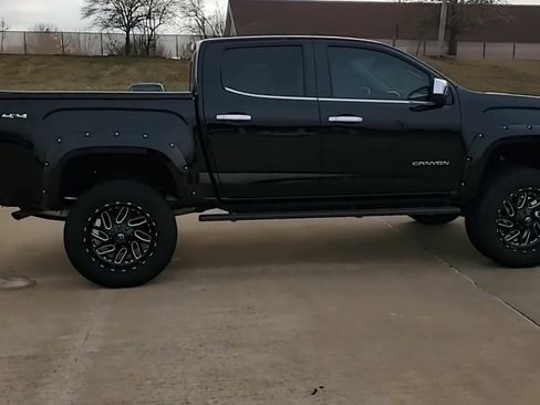 Used 2017 GMC Canyon SLT w/ Driver Alert Package image 9