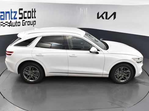 Used 2025 Genesis GV70 2.5T AWD/4WD image 14