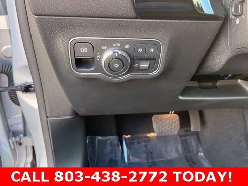 Used 2023 Mercedes-Benz GLA 250 4MATIC image 27