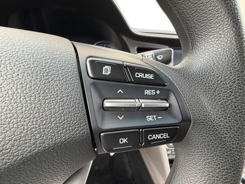 Used 2020 Hyundai Elantra SEL FWD image 24