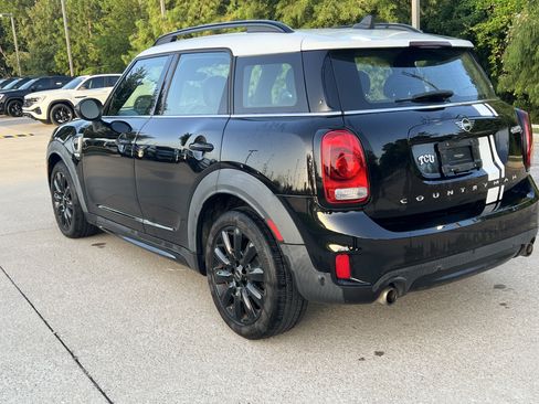 Used 2019 MINI Cooper Countryman S w/ Yin Yang Edition FWD image 8