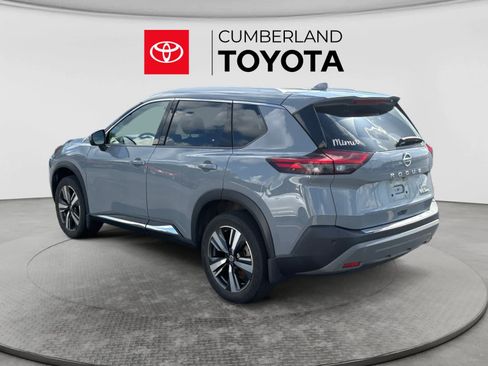 Used 2021 Nissan Rogue SL w/ Premium Package AWD/4WD image 3