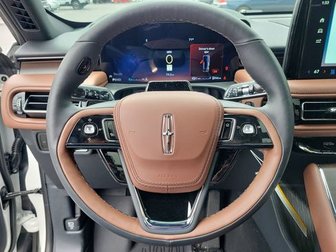 New 2026 Lincoln Aviator Reserve AWD/4WD image 24