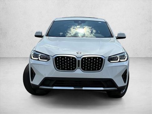 Used 2023 BMW X4 xDrive30i w/ Parking Assistance Package AWD/4WD image 2