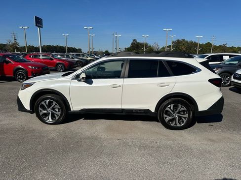Used 2022 Subaru Outback Limited image 11
